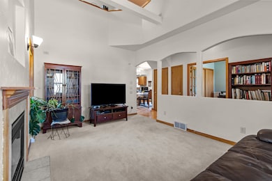 301 E Harrison St, Appleton, WI 54915 - photo 4