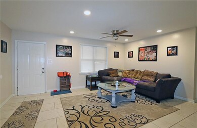 113 Carnation Ave unit D, Metairie, LA 70001 - photo 3