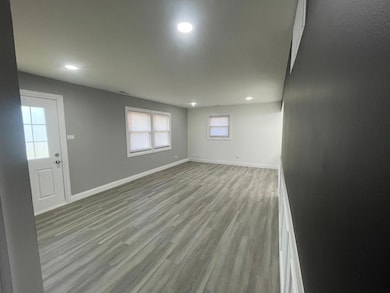 317 Sangamon St, Park Forest, IL 60466 - photo 6