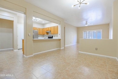 805 S Sycamore unit 119, Mesa, AZ 85202 - photo 7