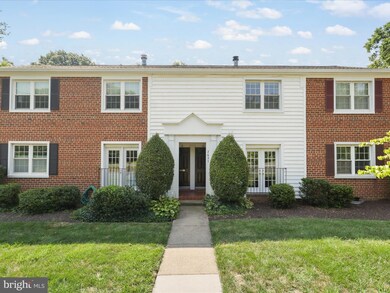 2637 S Walter Reed Dr unit C, Arlington, VA 22206 - photo 2