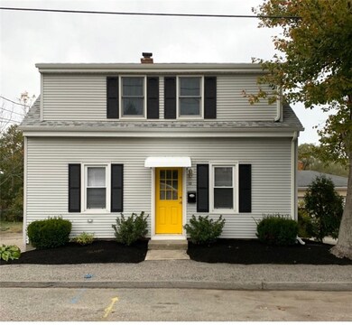 13 Baker St, Bristol, RI 02809 - photo 2