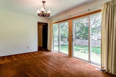 5331_Forrest_dining room
