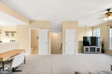 10353 Lantern Ln, Hagerstown, MD 21740 - photo 6