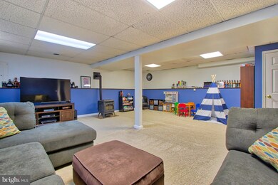 2 Fairtown Ln, Taneytown, MD 21787 - photo 4