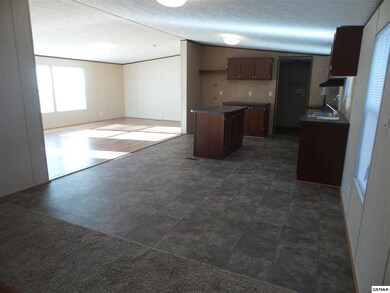 573 Davis Rd, Rutledge, TN 37861 - photo 6