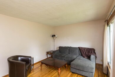 2839 Brownlee Ave-05