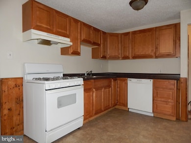 60 Cedar Ln, Clementon, NJ 08021 - photo 4