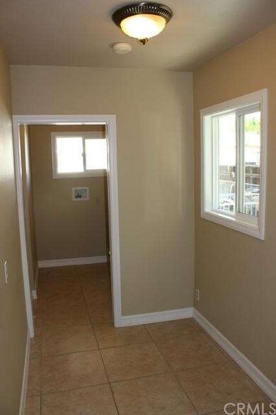 Mud Room, Side Door to the right, and laundry room