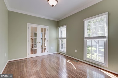 308 Gaines Ct SW, Leesburg, VA 20175 - photo 6