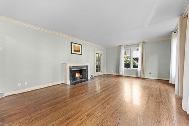 15215 Windmill Pointe Dr, Grosse Pointe Park, MI 48230 - photo 7