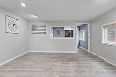 16 Middlesex St unit 4, North Chelmsford, MA 01863 - photo 4