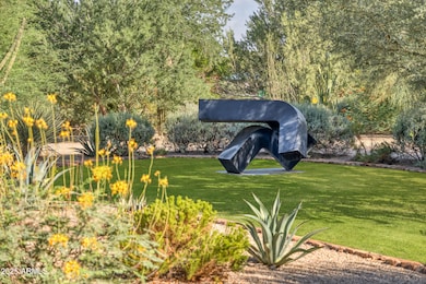 5747 E Mockingbird Ln, Paradise Valley, AZ 85253 - photo 7