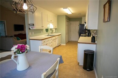 725 Summey Farm Dr, Dallas, NC 28034 - photo 5