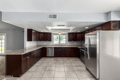7-1746 N Pinnule