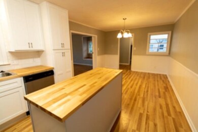 115 Wesleyan Dr, Warner Robins, GA 31093 - photo 2