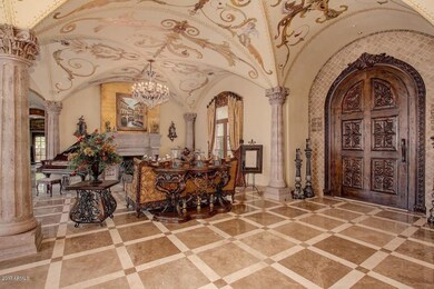 02 LIVING ROOM WITH HAND PAINTED ITALIAN