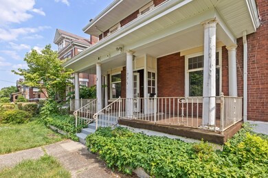 2_exterior - front porch