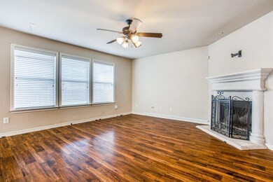 646 Crockett Dr, Lavon, TX 75166 - photo 3