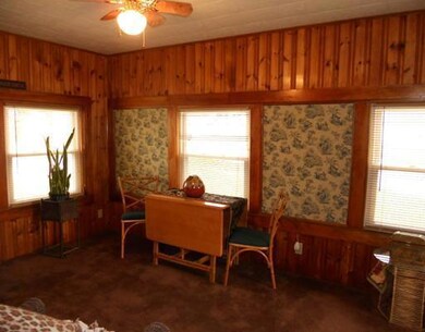 Den/Family/Great Room.