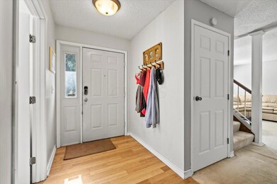 03-Entryway