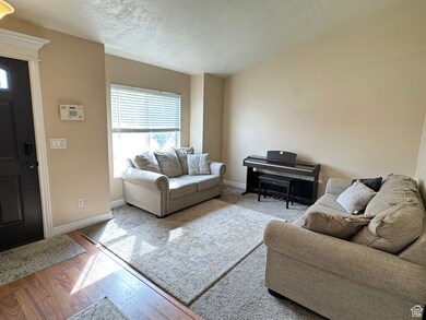 1449 N 2475 W, Clearfield, UT 84015 - photo 4