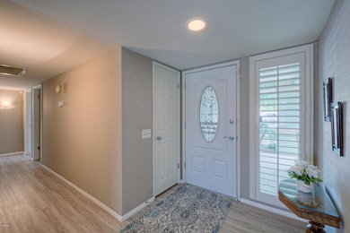 17634 N Lindgren Ave, Sun City, AZ 85373 - photo 4