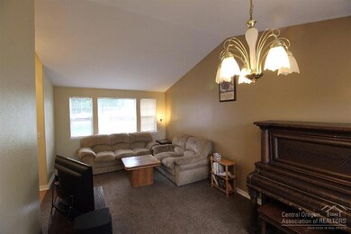 unlisted-address, Redmond, OR 97756 - photo 4