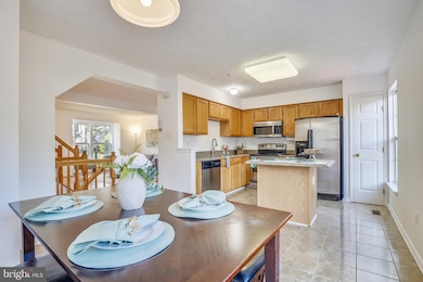 9828 Bayline Cir, Owings Mills, MD 21117 - photo 7