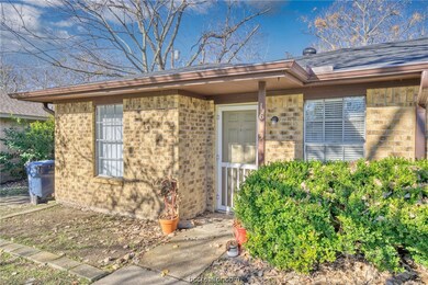 1613 Mossglenn Cir, College Station, TX 77840 - photo 2