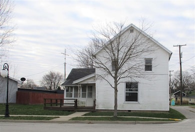 125 W 1st St, Roanoke, IN 46783 - photo 3