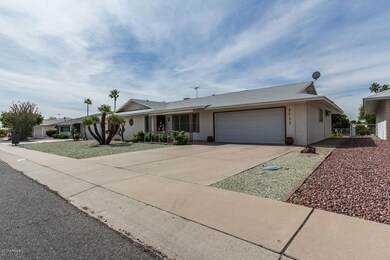 9733 W Desert Hills Dr Sun-large-004-145