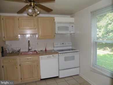 7147 Honeyladen Place, Columbia, MD 21045 - photo 4