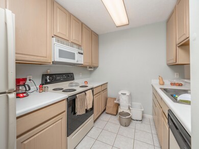 384 Westbrook-106