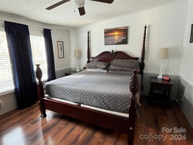 28 Sky Way Ln, Burnsville, NC 28714 - photo 6