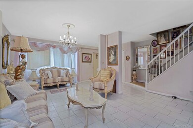 6911 62nd Dr, Middle Village, NY 11379 - photo 5