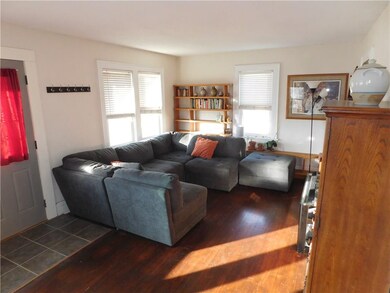 1211 57th Place, Des Moines, IA 50311 - photo 2