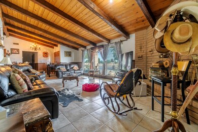 W Prosperity Ave. Tulare-6