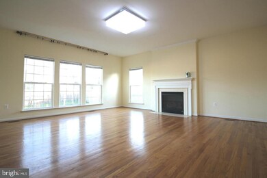 10137 Crashing Thunder Place, Nokesville, VA 20181 - photo 3