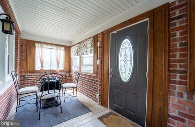 6513 Glenoak Ave, Baltimore, MD 21214 - photo 2