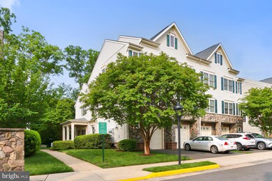 11221 Wortham Crest Cir, Manassas, VA 20109 - photo 2