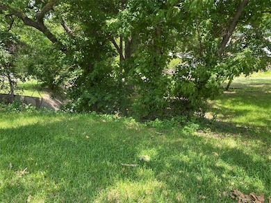 501 W Morton St, Denison, TX 75020 - photo 5