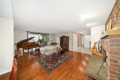 5704 69th Avenue Ct W, University Place, WA 98467 - photo 4