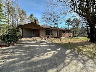 2 Star Ln, Hendersonville, NC 28791 - photo 4