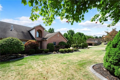 120 Blossom Dr unit B, Butler, PA 16001 - photo 3