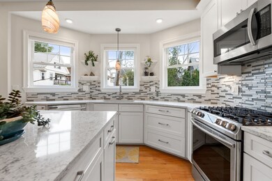 466 Medford St unit 3, Somerville, MA 02145 - photo 3