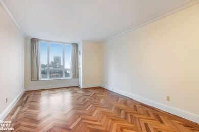 The Beekman Regent unit 12B, New York, NY 10022 - photo 2