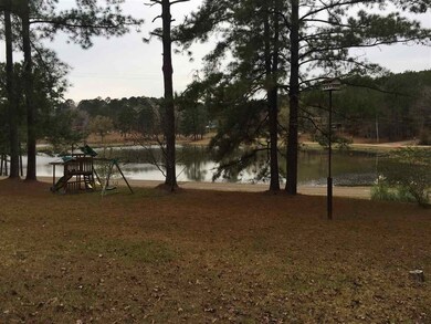 210 Oak St, Hazlehurst, MS 39083 - photo 4