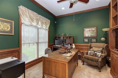 office with built-ins