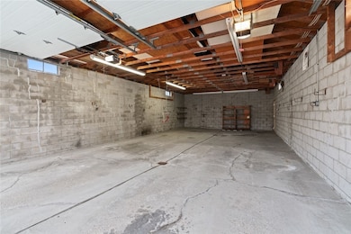 158 Grant Ave, Homestead, PA 15120 - photo 3